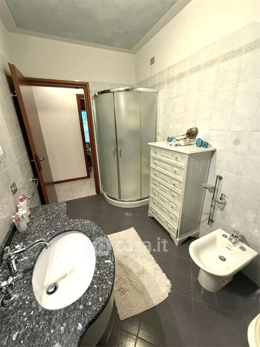 Quadrilocale in Via della Costituzione — foto 13 di 31