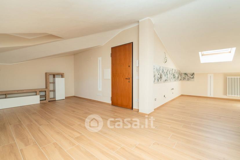 Trilocale in Viale Stazione 22 — foto 4 di 24