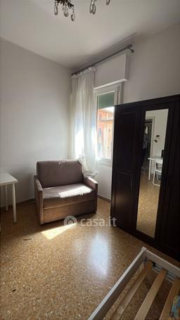 Stanza in Via Mazzini 152