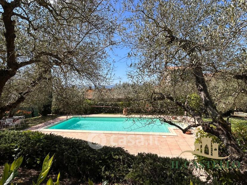 Villa in Via Cesare Pavese — foto 20 di 37