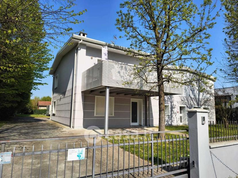 Villa in Via Benedetto Zallone 24 — foto 19 di 41