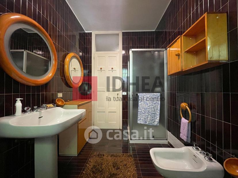 Villa in Via IV Novembre — foto 26 di 39