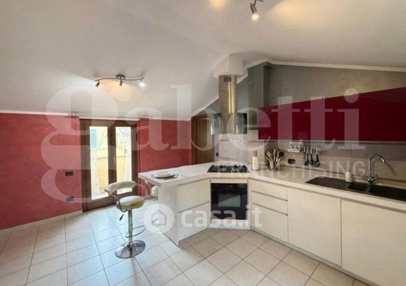 Trilocale in Via della Cava — foto 7 di 15