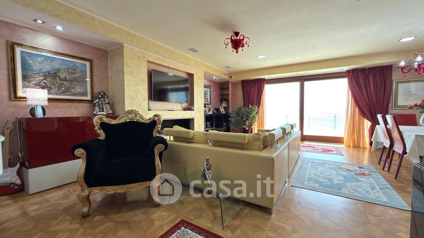 Villa in Via Leonardo da Vinci 19 — foto 9 di 49