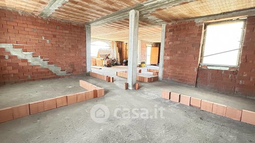 Villa in Via Lazzaretto 34 — foto 29 di 48