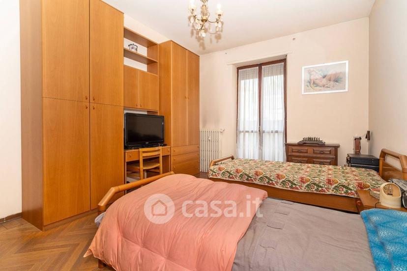 Quadrilocale in Via Stupinigi 4 — foto 27 di 44