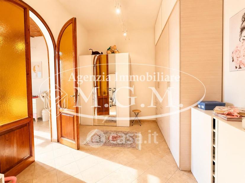 Quadrilocale in Via Fratelli Rosselli — foto 24 di 43
