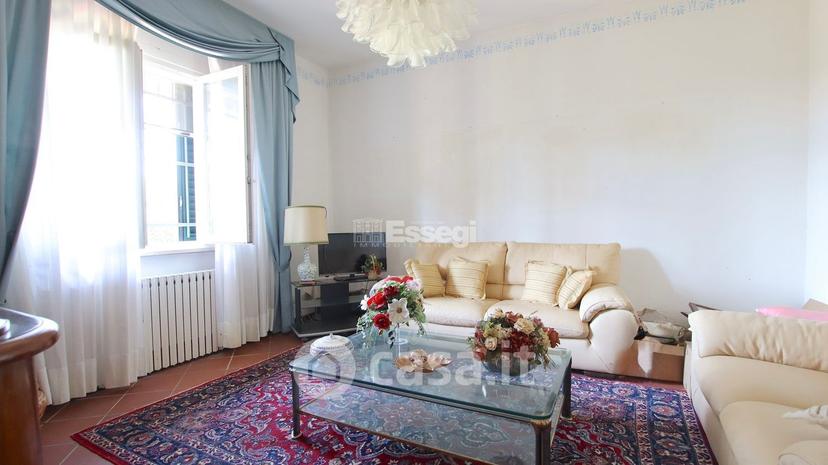 Villa in Via del Parco 49 — foto 3 di 48