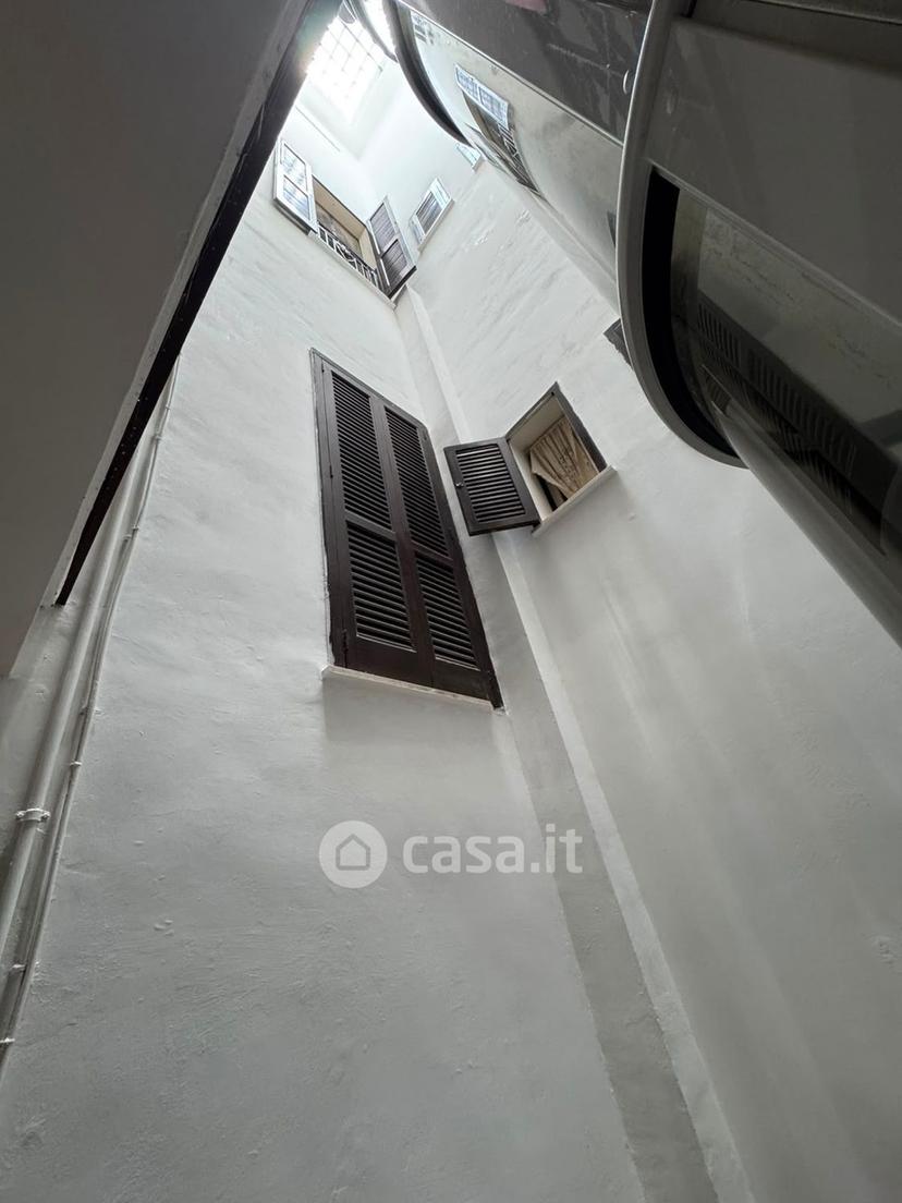 Trilocale in Via Amedeo 144 — foto 12 di 15