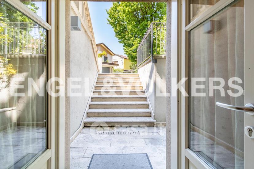 Villa in Corso Leonardo da Vinci — foto 20 di 39