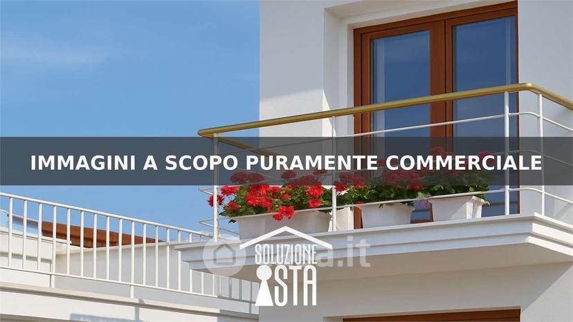 Trilocale in Via Papa Giovanni XXIII 14 — foto 22 di 37