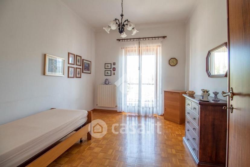 Quadrilocale in Via Liberato di Benedetto 72 — foto 20 di 31