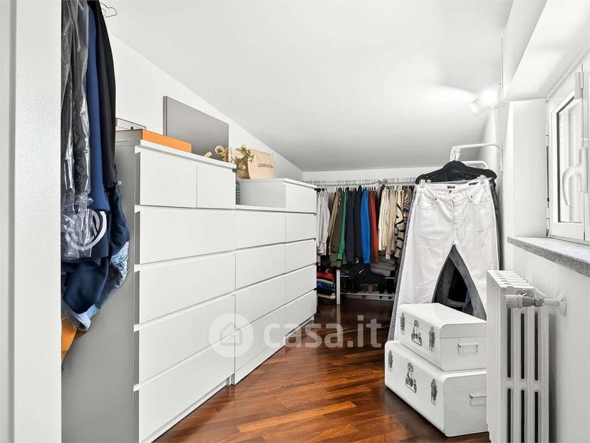 Trilocale in Via Giacomo Manzú 2 — foto 24 di 32