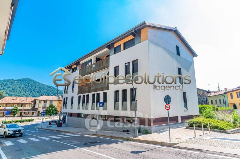 Trilocale in Piazza Umberto I 3 — foto 13 di 19