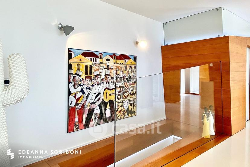 Villa in Via Aurora — foto 19 di 59