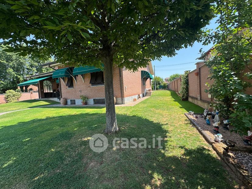 Villa in Via Vecchia di Pozzolo — foto 17 di 36