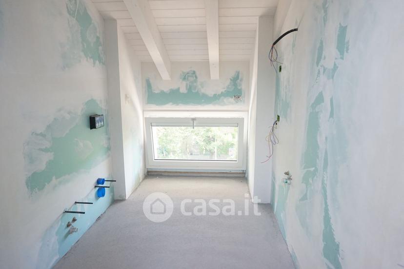 Villa in Via Bartolomeo Colleoni — foto 27 di 37