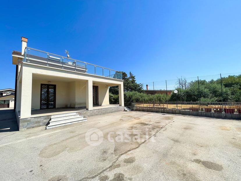 Villa in Via Giovanni Guareschi 67 — foto 36 di 115
