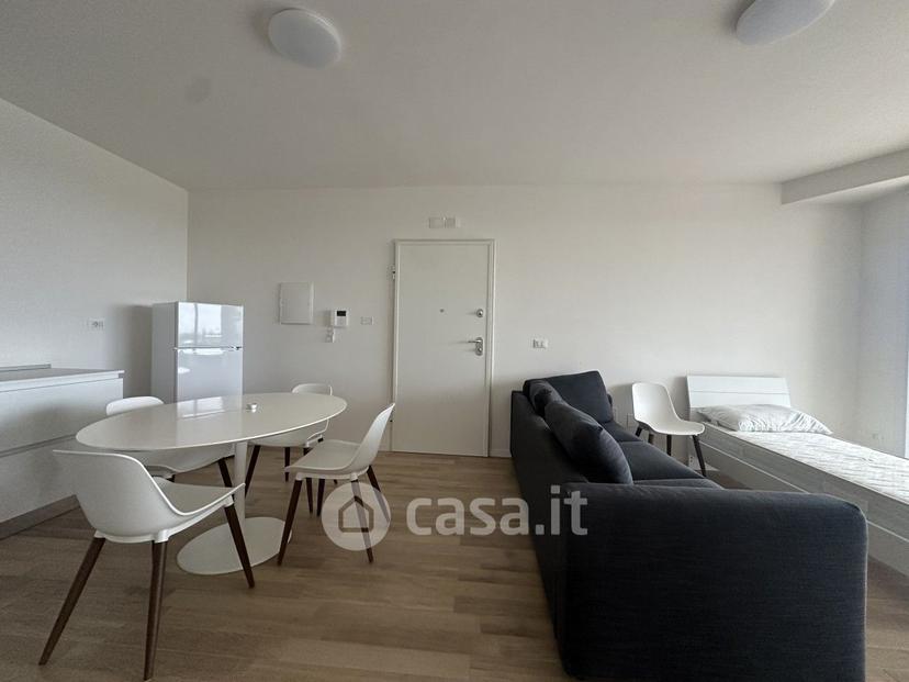 Trilocale in Viale Unità d'Italia 137 — foto 8 di 25
