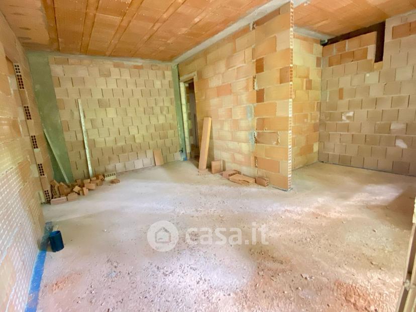 Trilocale in Via delle Ville — foto 12 di 12