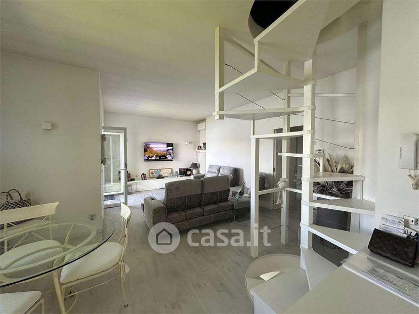 Villa in Via del Lago 115 — foto 11 di 34