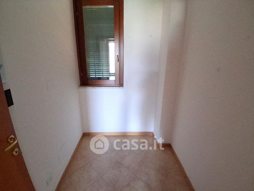 Bilocale in Via delle Ortensie — foto 9 di 34