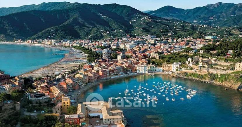 Appartamento in Via Liguria — foto 8 di 25