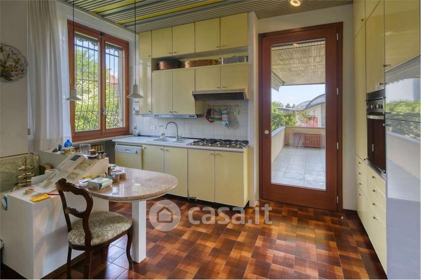 Villa in Via Pier Luigi Baroli — foto 7 di 15