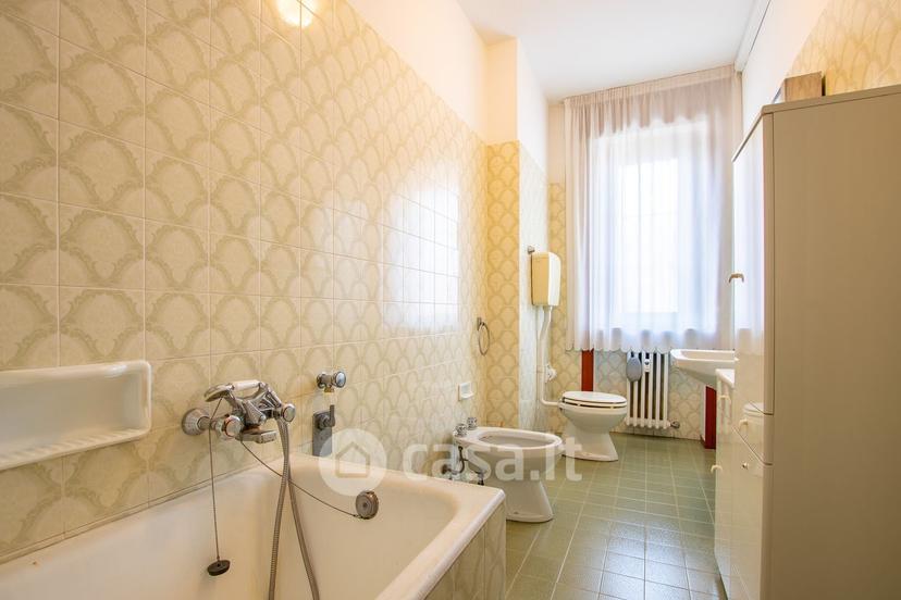 Quadrilocale in Via Corno d'Aquilio 15 — foto 14 di 44