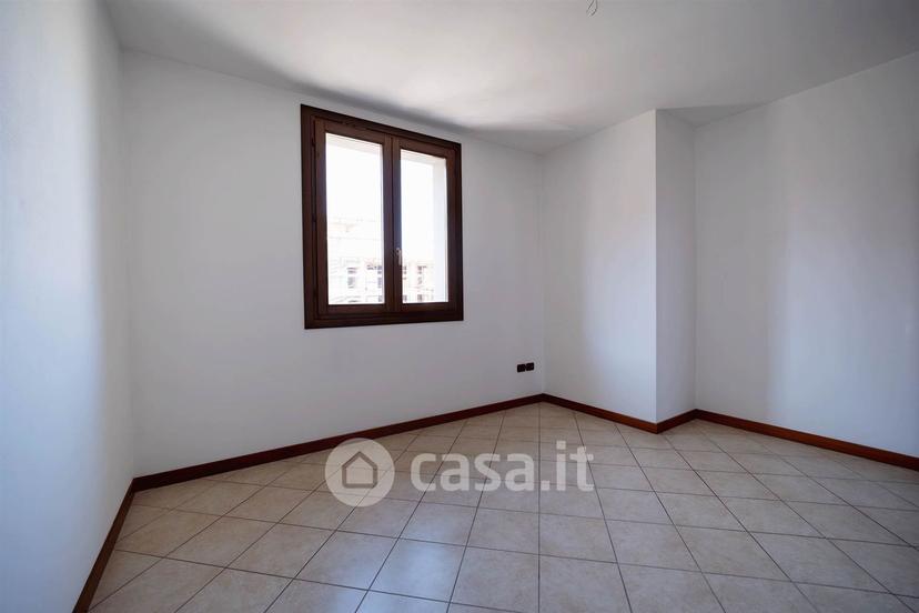 Trilocale in Via del Paradiso — foto 11 di 23