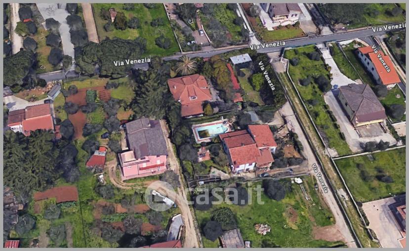 Villa in Via Venezia — foto 31 di 32
