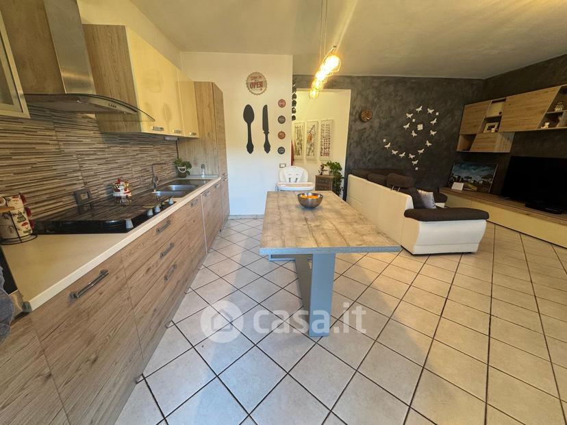 Trilocale in Via delle Chiuse 3 — foto 6 di 52