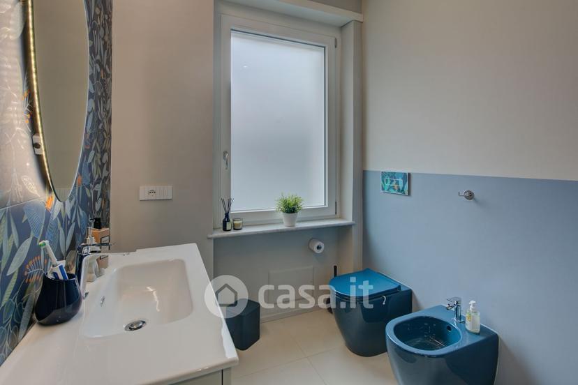Villa in Via Massimo d'Azeglio 9 — foto 5 di 41