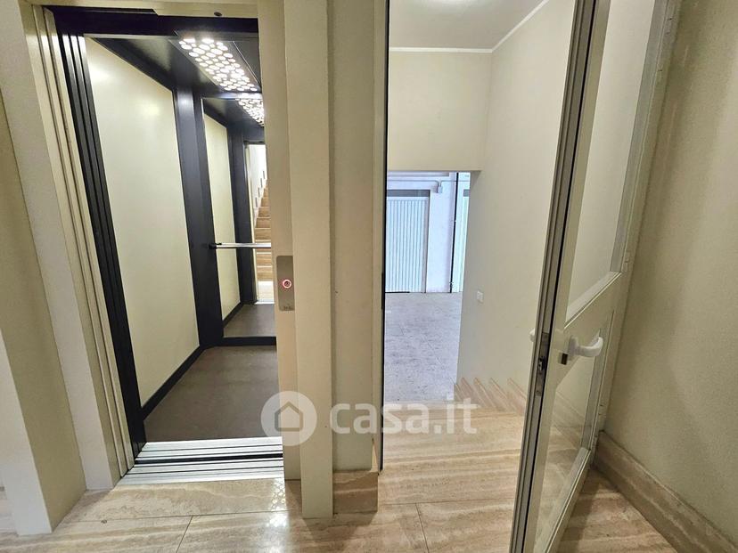 Quadrilocale in Via Giuseppe Saragat 17 — foto 16 di 28