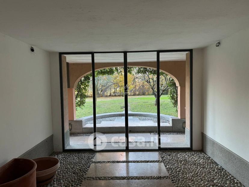 Villa in Via Cervino 1 — foto 23 di 25