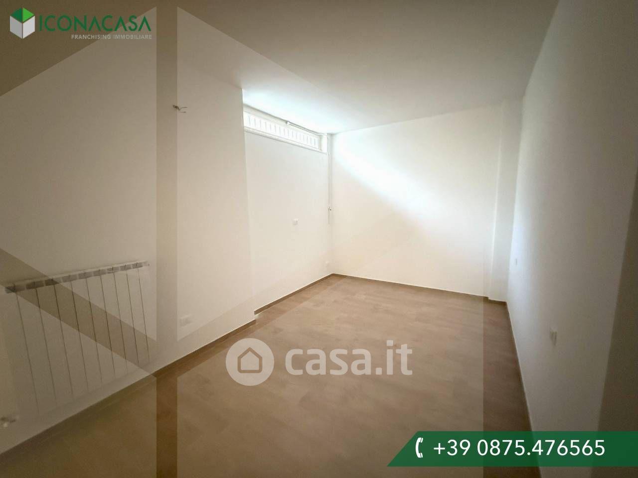 Trilocale in Via Giappone