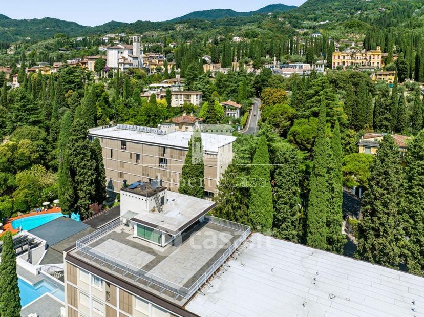 Trilocale in Via al Vittoriale — foto 7 di 21
