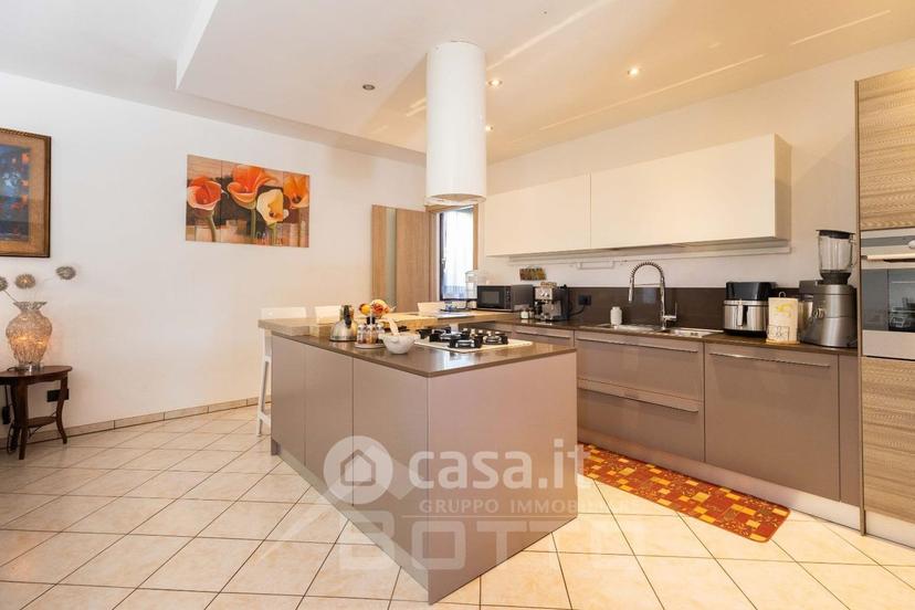 Villa in Via dei Boschi 12 — foto 18 di 37