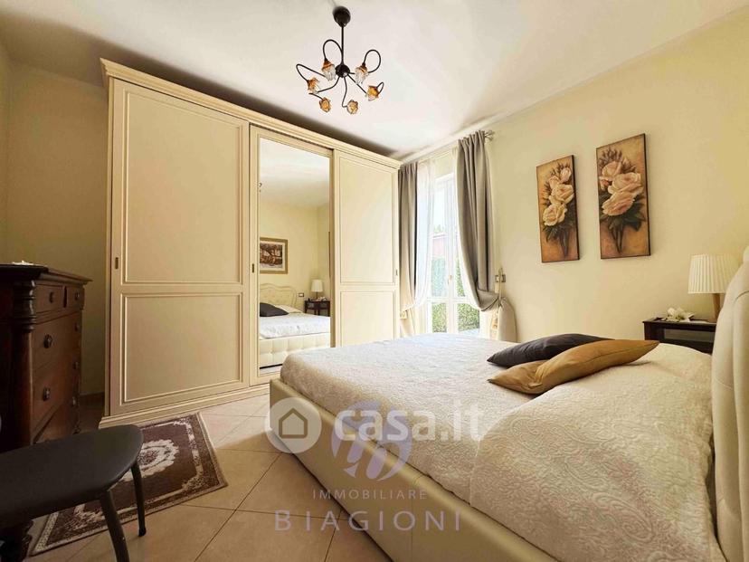Villa in Via Cortona 120 — foto 26 di 37