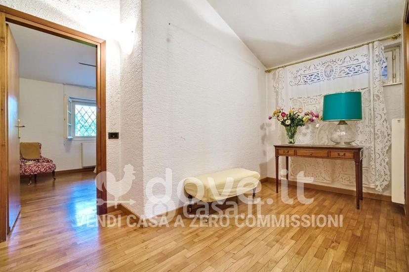 Villa in Via Alessandro Manzoni 28 — foto 41 di 43