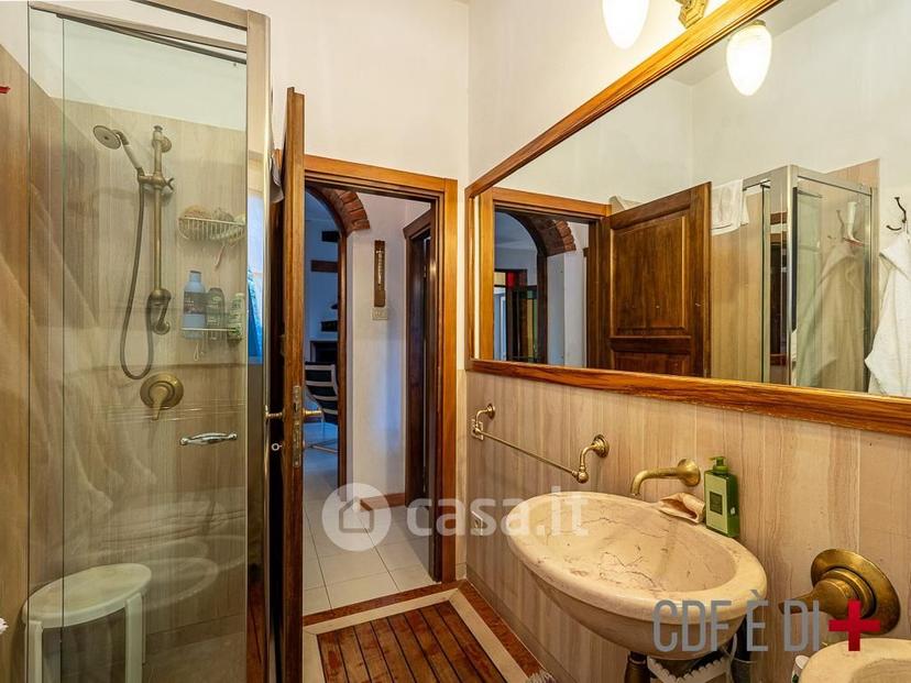 Villa in Strada Statale 439 Sarzanese Valdera 18 — foto 64 di 131