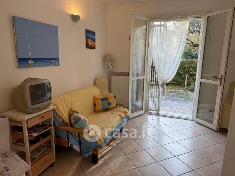 Trilocale in Via Civezza 48 — foto 4 di 44