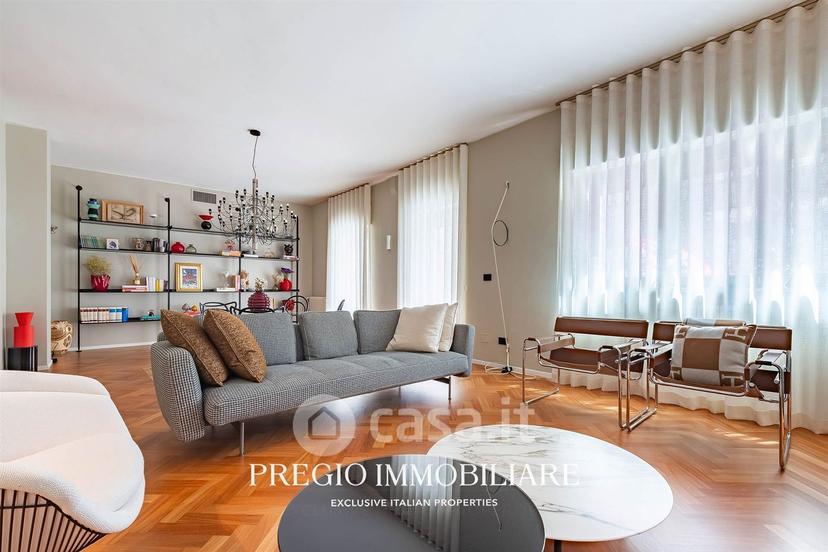 Appartamento in Via Andrea da Bari — foto 4 di 24