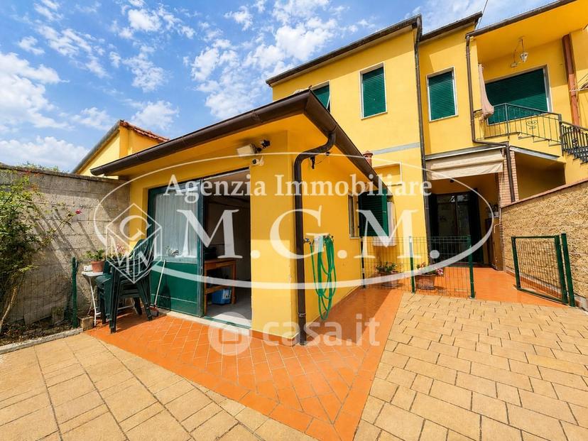 Quadrilocale in Via Fratelli Rosselli — foto 22 di 43