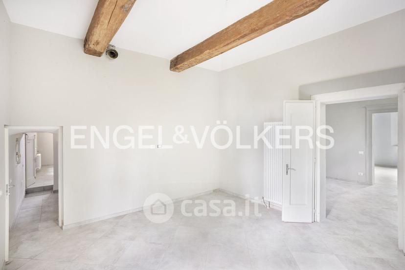 Villa in Via Statale 276 — foto 9 di 40