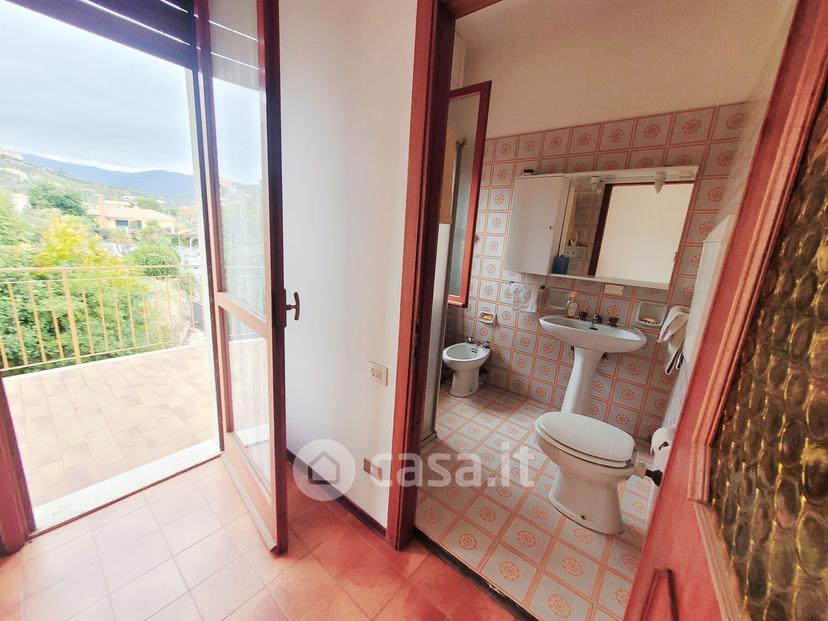 Monolocale in Via Diano San Pietro — foto 14 di 32