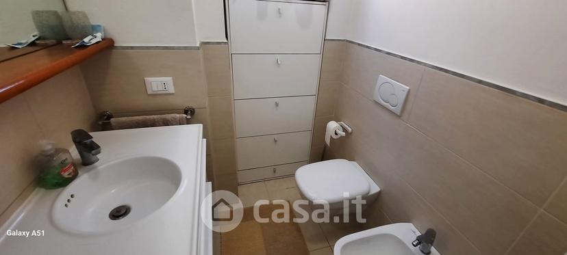 Stanza in Via Giacomo della Torre 2 — foto 11 di 15