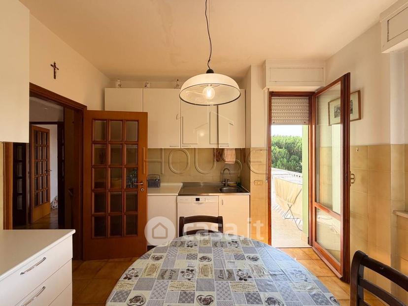 Quadrilocale in Viale Alcide de Gasperi 18 — foto 6 di 27