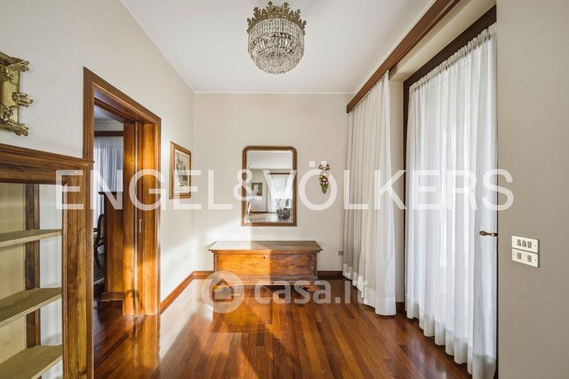 Villa in Via Ingegner Giacomo Tovo 8 — foto 20 di 40