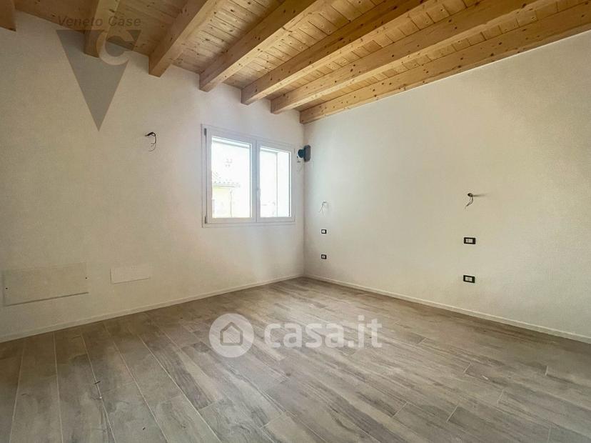 Trilocale in Via Papa Pio XII — foto 22 di 29